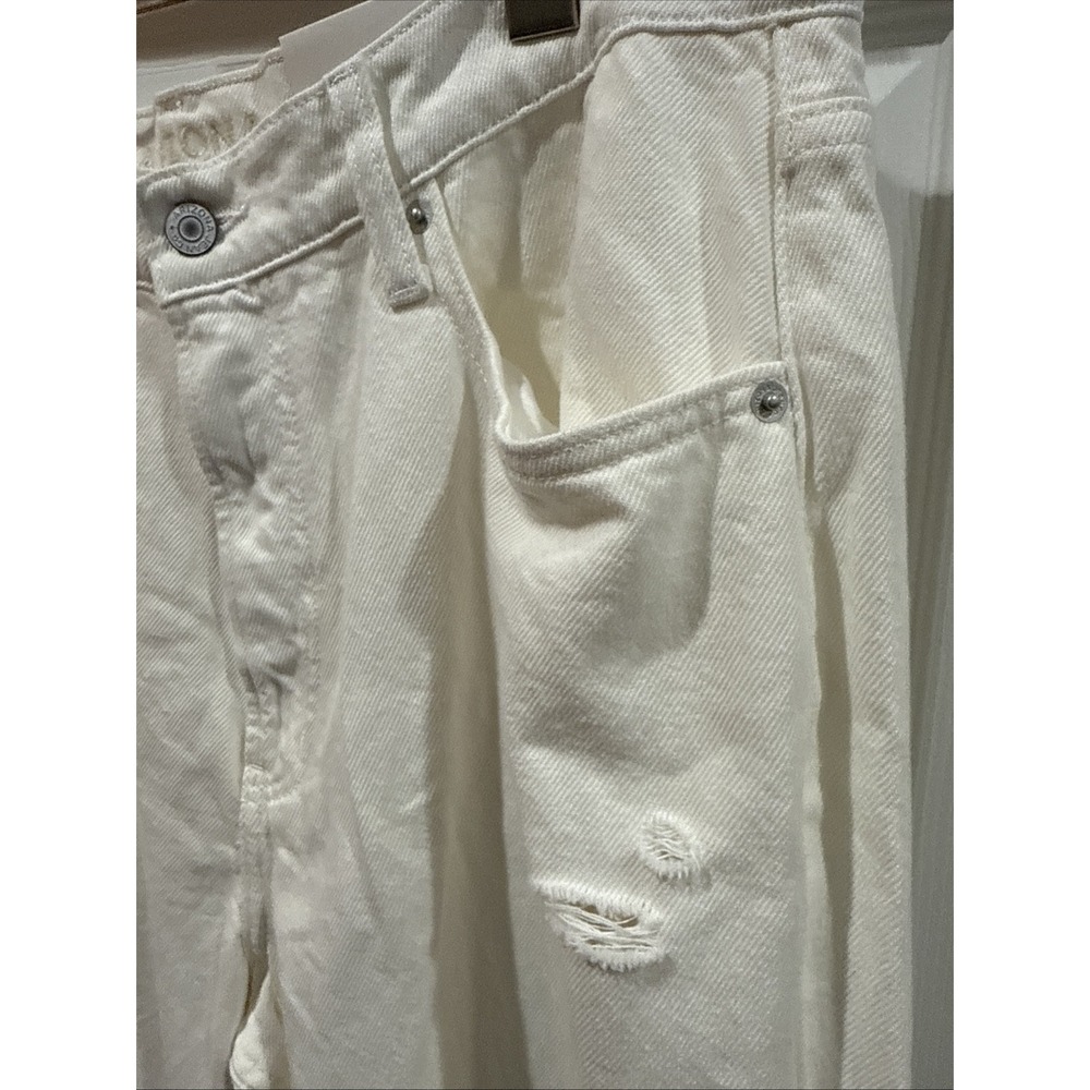 Arizona White High Rise Skater Jeans Distressed With Large Cut outs Size 15 NWT - Picture 4 of 16